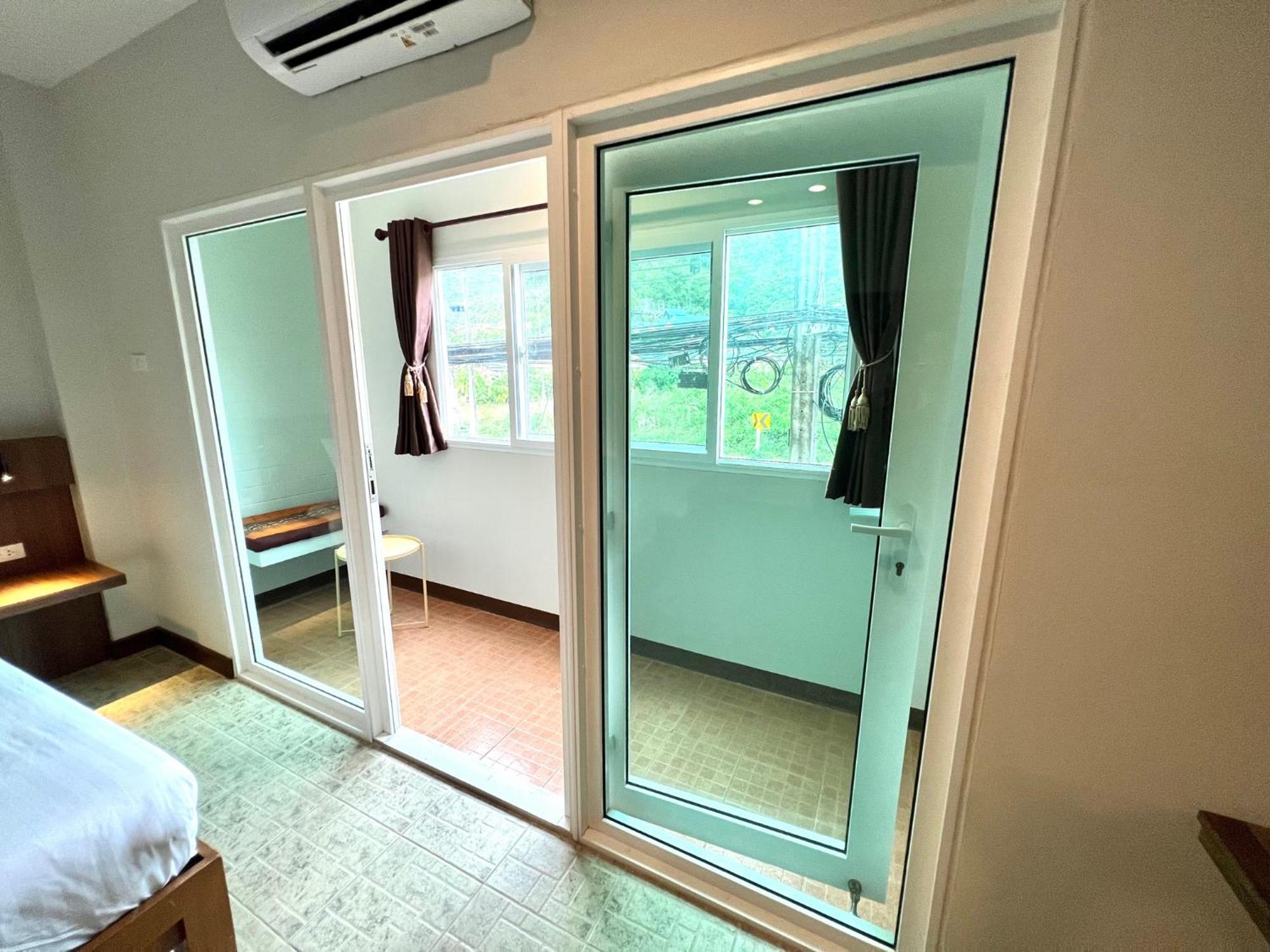 My Friend'S House Karon Hotel Exterior photo